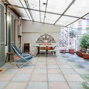 Apartamento Joivy For 6 With Big Terrace In Centro Storico, Milán
